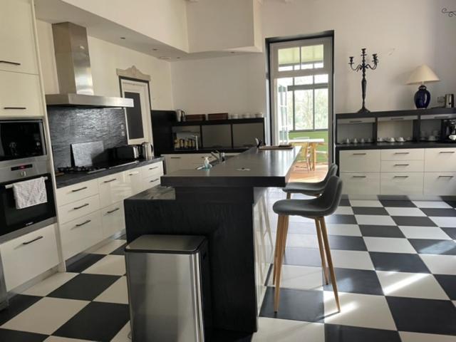 Vila Le Logis Cholet 49300 Lieu Exceptionnel En Famille Ou Amis Mazieres-en-Mauges Exteriér fotografie